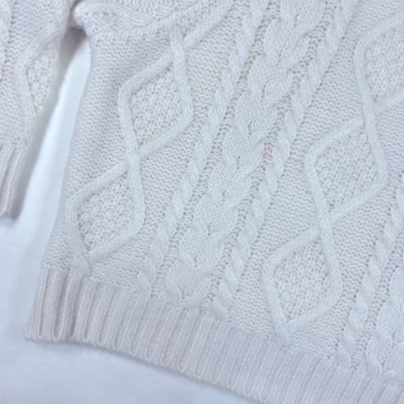 MANGO Sweater with slightly open back and a bow on the back. - Picture 2 of 7